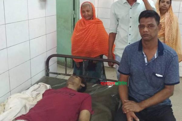 ফতুল্লায় ব্যবসায়ীকে পিটিয়ে হত্যা, আটক ১