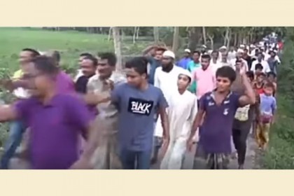 যুবলীগ নেতা সম্রাটের মুক্তির দাবিতে ফেনীতে মিছিল