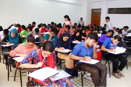 নতুন পদ্ধতিতে মেডিকেলে ভর্তি পরীক্ষা, প্রার্থী ৭২৯২৮ জন