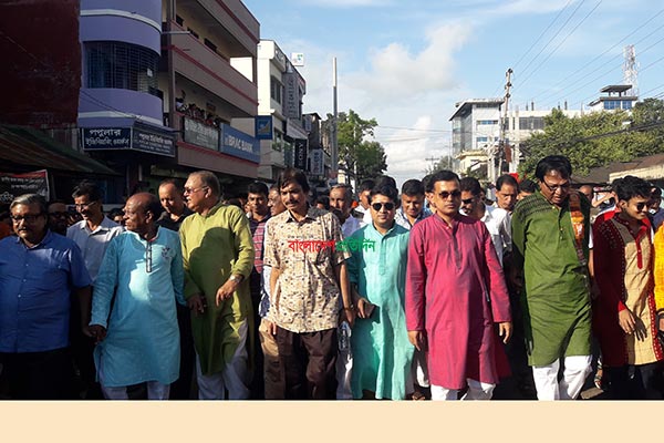 শ্রীমঙ্গলে বিজয়া শুভাযাত্রায় মানুষের ঢল