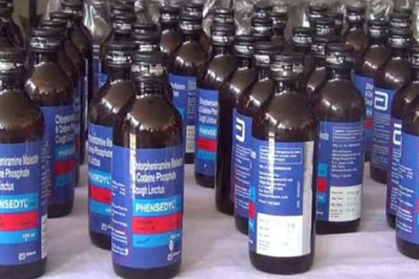 বেনাপোলে ১০০ বোতল ভারতীয় ফেনসিডিল উদ্ধার