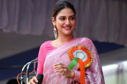 পূজামণ্ডপে যাওয়ায় হত্যার হুমকি, কী বললেন নুসরাত জাহান