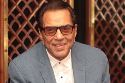 ডেঙ্গুতে আক্রান্ত ধর্মেন্দ্র, হাসপাতাল থেকে ফিরলেন বাসায়