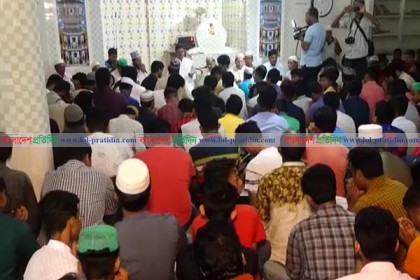 আবরারের রুহের মাগফেরাত কামনায় কুষ্টিয়ায় দোয়া মাহফিল