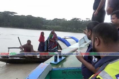 ইলিশ ধরা বন্ধে বরিশালের নদ-নদীতে অভিযান