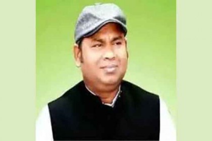 উল্লাপাড়া পৌর মেয়রের বিরুদ্ধে অর্থ আত্মসাৎ ও দুর্নীতির অভিযোগ