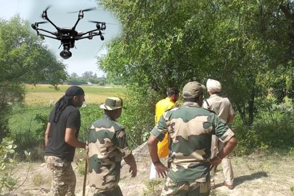ভারতের আকাশে পাকিস্তানি ড্রোনের আনাগোনায় সতর্কতা জারি
