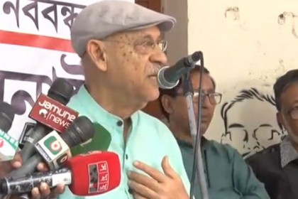 বুয়েটে গিয়ে ক্ষোভ নিয়ে যা বললেন আবুল হায়াত (ভিডিও)