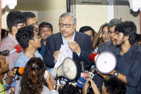 পদত্যাগের প্রশ্নই ওঠে না, ভয়েস অব আমেরিকাকে বুয়েট ভিসি