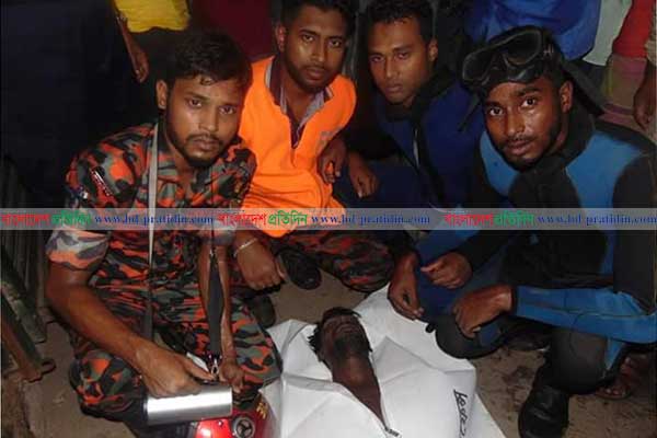 নদীতে মাছ ধরা নিয়ে জেলের হাতে জেলে খুন