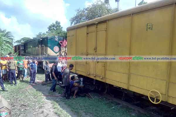 কিশোরগঞ্জ-ময়মনসিংহ রুটে ৬ ঘণ্টা পর রেল চলাচল শুরু 