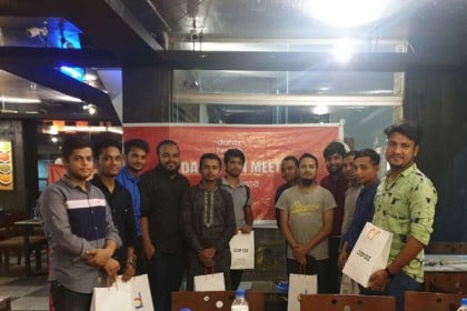 দারাজ 'ফ্যান মিট' কক্সবাজারে