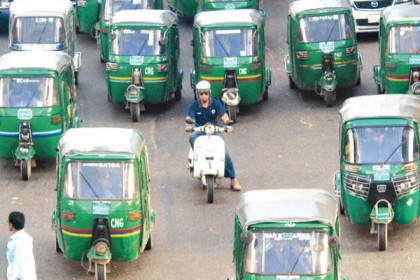 অটোরিক্সার দাম ৪ লাখ, কাগজপত্রে আরও ১২ লাখ