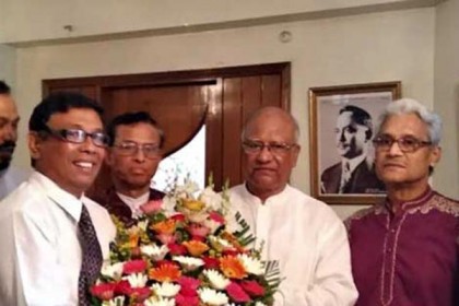 সরকার ভীত হয়ে বিএনপি নেতাকর্মীদের আটক করছে: মোশাররফ