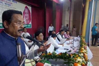 ত্যাগীদের খুঁজে খুঁজে কমিটিতে জায়গা দিন: নানক 