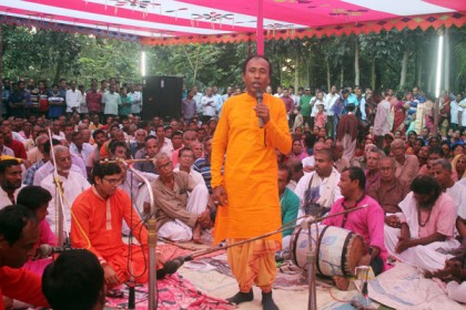মাগুরায় বৈঠাখালিতে শতবর্ষী কবিগানের আসর