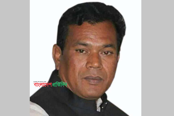 বড়াইগ্রামে মৃত্যুর ৪ মাস পর আওয়ামী লীগ নেতার লাশ উত্তোলন