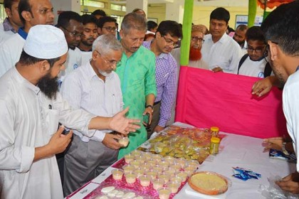 বিশ্ব খাদ্য দিবসে হাবিপ্রবিতে দুই দিনব্যাপী পুষ্টিকর উদ্ভাবিত খাদ্য সামগ্রীর এক্সিবিশন