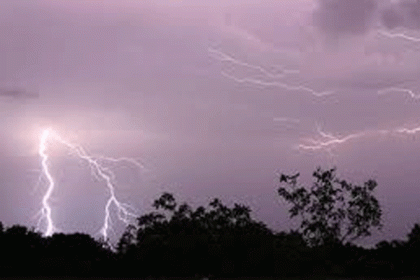 মেহেন্দিগঞ্জে বজ্রপাতে বৃদ্ধা নিহত