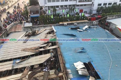 সাভারে পোশাক কারখানায় আগুন, ২ ঘণ্টা পর নিয়ন্ত্রণে