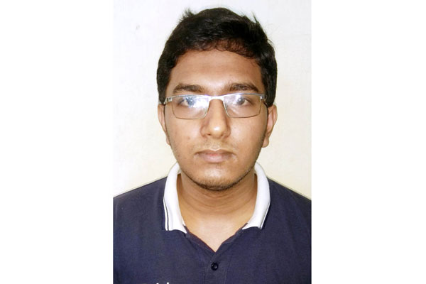 সবুজের স্বপ্নে মলিনতা