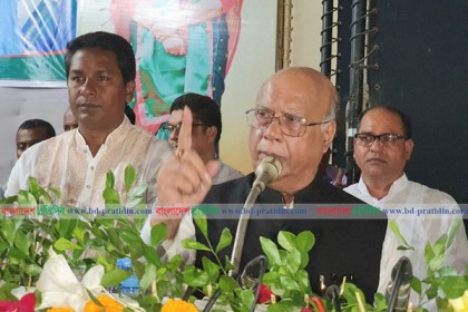 দলে অনুপ্রেবেশকারীদের জায়গা দিবেন না : মোহাম্মাদ নাসিম