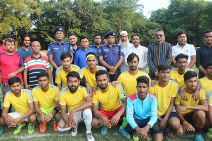 বাঞ্ছারামপুরে মাদক বিরোধী প্রীতি ফুটবল ম্যাচ অনুষ্ঠিত