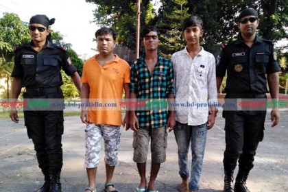 ব্রাহ্মণবাড়িয়ায় ৩ মাদক ব্যবসায়ী গ্রেফতার