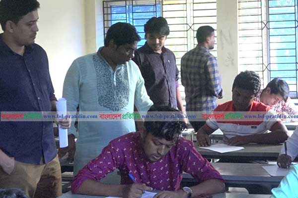 ছাত্রলীগের নেতা নির্বাচনে নেওয়া হল পরীক্ষা-ডোপ টেস্ট!