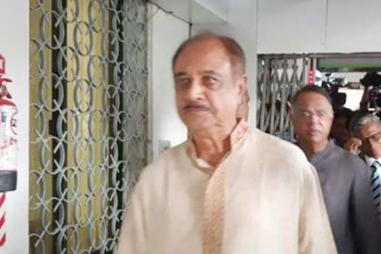 সচিবালয়ে স্বরাষ্ট্রমন্ত্রীর সঙ্গে বৈঠকে ঐক্যফ্রন্টের নেতারা