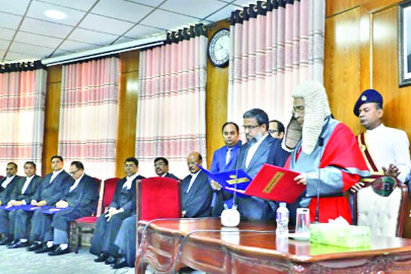 শপথ নিলেন নব নিযুক্ত ৯ অতিরিক্ত বিচারপতি