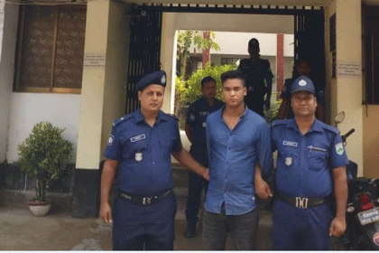 পুঠিয়ায় কিশোর গ্যাংয়ের মূলহোতা গ্রেফতার