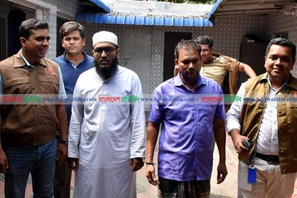 ফেসবুকে বিতর্কিত মন্তব্য, কুমিল্লায় গ্রেফতার ২