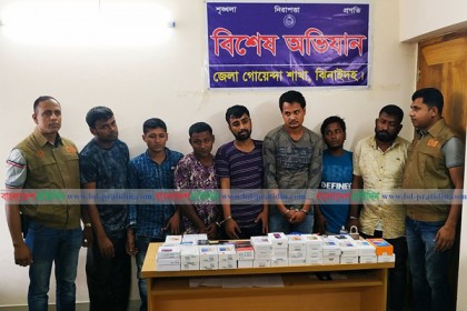 মহেশপুর থেকে বিপুল পরিমাণ মোবাইল সেটসহ আন্তঃজেলা ৭ চোর আটক