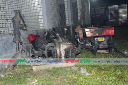 বগুড়ায় ভ্রাম্যমাণ আদালতের অভিযানে তিনটি ড্রেজার জব্দ