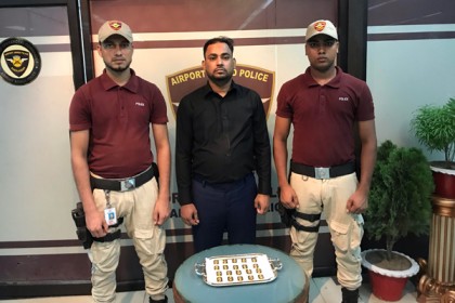 শাহজালালে আড়াই কেজি স্বর্ণসহ ১ যাত্রী আটক