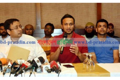 বিসিবি'র সঙ্গে আলোচনায় বসলেই সমস্যার সমাধান হবে : সাকিব