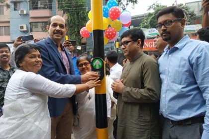 এবার রাজধানীতে রাস্তা-পারাপারে ‘পুশ বাটন’
