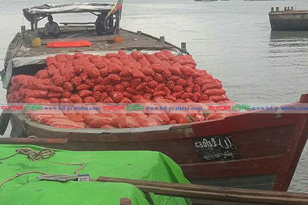 মিয়ানমার থেকে প্রচুর পেঁয়াজ আমদানি হলেও প্রভাব পড়েনি দেশীয় বাজারে