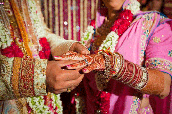 টাঙ্গাইলে শাশুড়িকে বিয়ের ঘটনায় ১১ জনের বিরুদ্ধে মামলা


