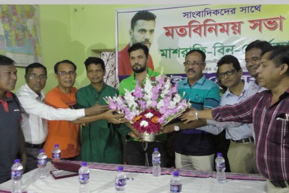 সাধারণ মানুষের ভাগ্যোন্নয়নে কাজ করতে চাই : মাশরাফি