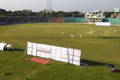 বাংলাদেশ-শ্রীলংকা অনূর্ধ্ব-১৯; তৃতীয় দিনে বল গড়াল মাঠে