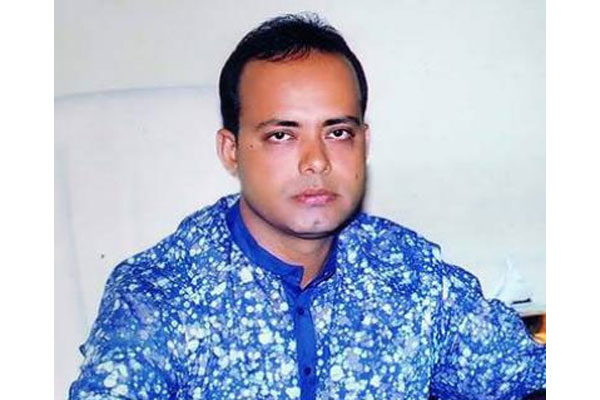 লোকমানের কবর জিয়ারতে স্ত্রী-সন্তানকে বাধা