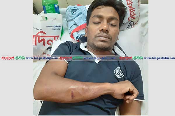 ট্রেনের গার্ডকে মারধরের ঘটনায় তদন্ত কমিটি
