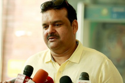 টি-টোয়েন্টি দলে পরিবর্তন আসছে: আকরাম খান