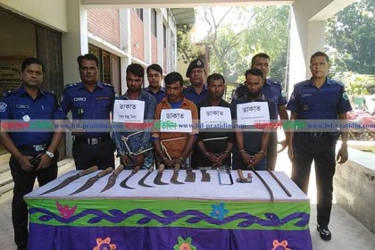 সলঙ্গায় মহাসড়কে ধারাল অস্ত্রসহ ৪ ডাকাত আটক