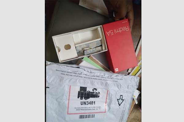 অনলাইনে মোবাইল অর্ডার দিয়ে পাথর পেলেন সংসদ সদস্য!