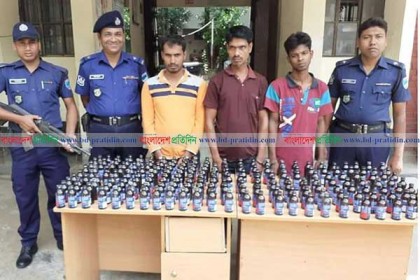মহেশপুরে ফেন্সিডিলসহ ৩ মাদক ব্যবসায়ী আটক