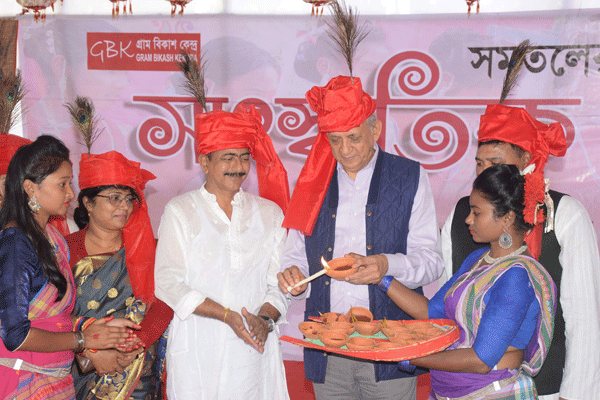 'আদিবাসীদের সংস্কৃতি বাঙালি জাতির গৌরব'
