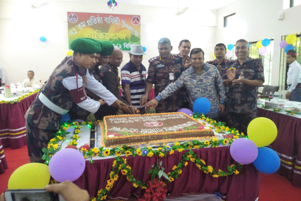 টেকনাফে ২ বিজিবি ব্যাটালিয়নের ৭১তম প্রতিষ্ঠাবার্ষিকী' উদযাপন